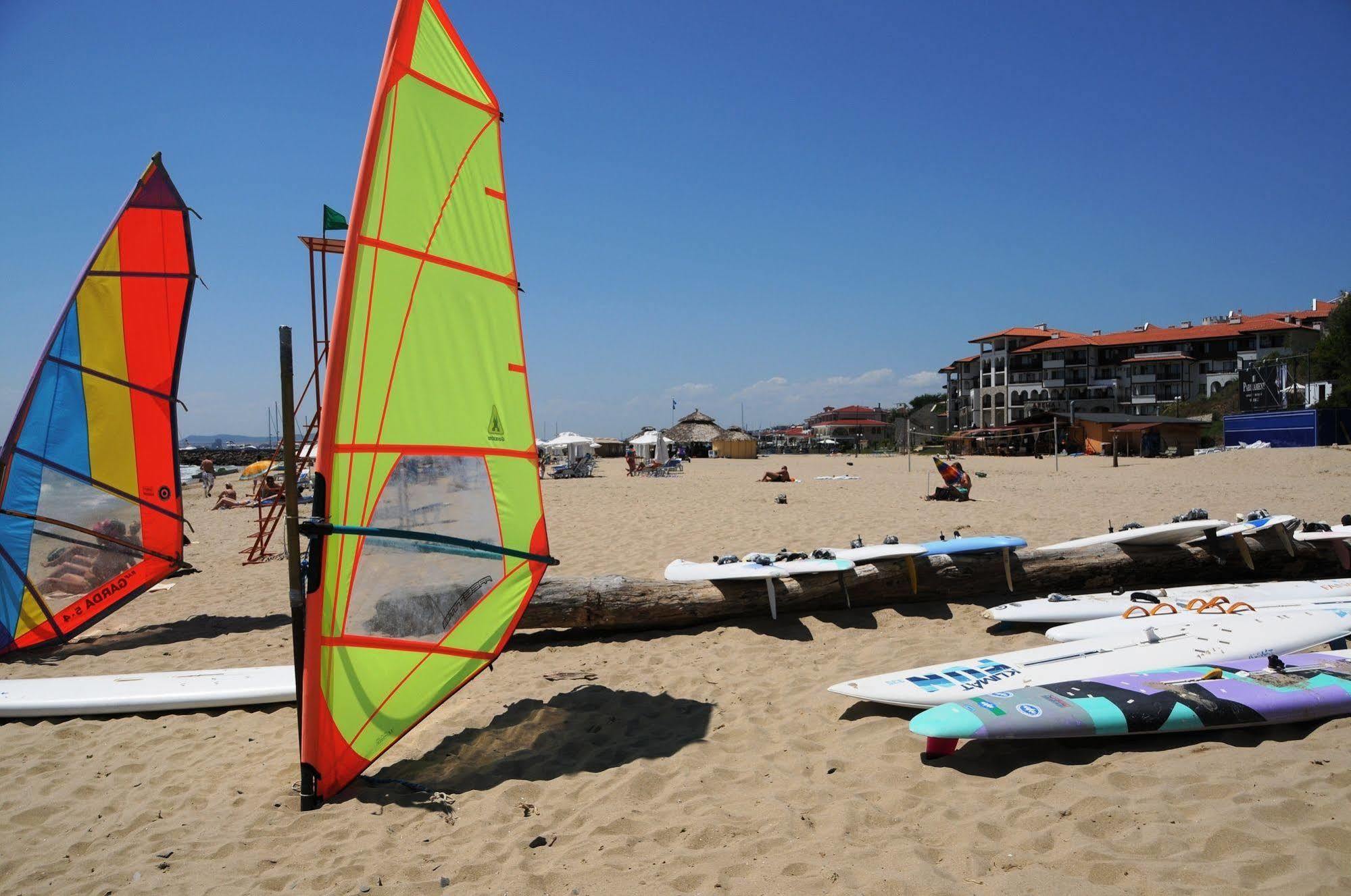 Diamond Apartments Sveti Vlas Luaran gambar